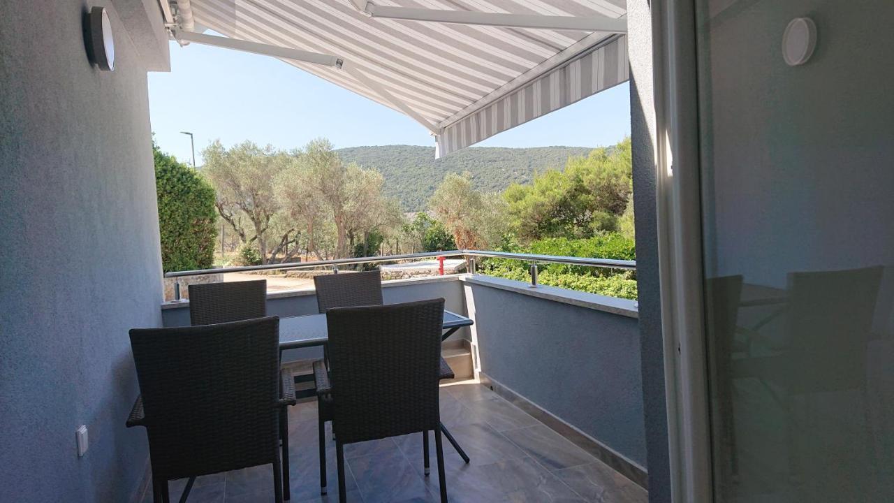 Irena Apartment Cres