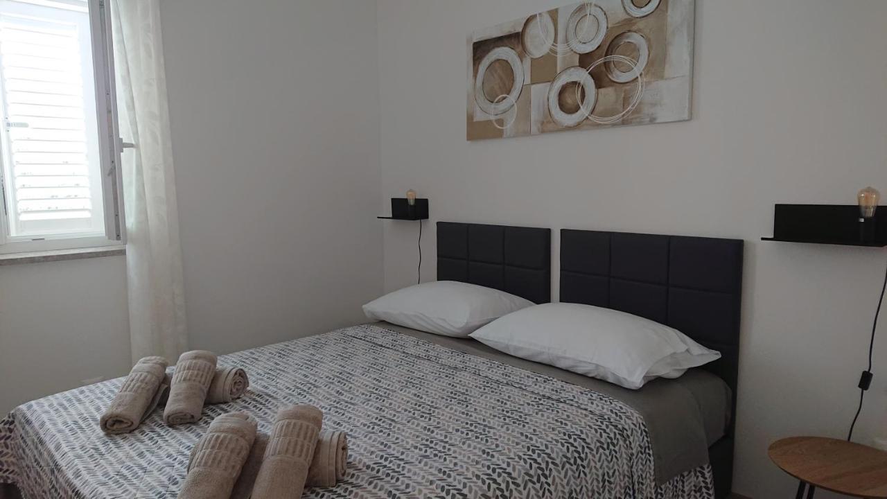 Irena Apartment