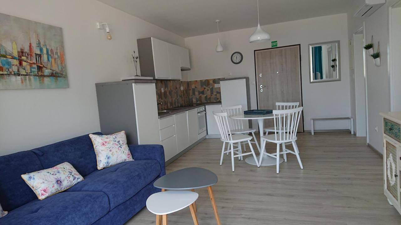 Irena Apartment *