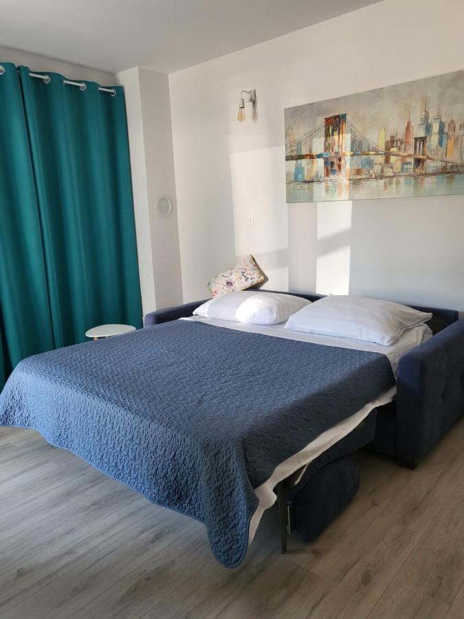 Apartment Irena *